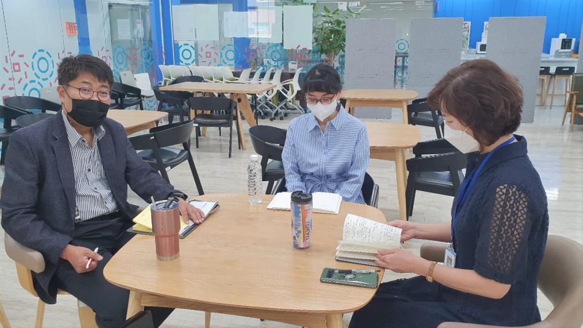 사진3-컨설턴트인터뷰+(2).jpg