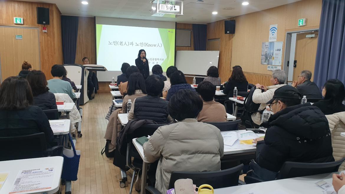 센터장님+인사.jpg