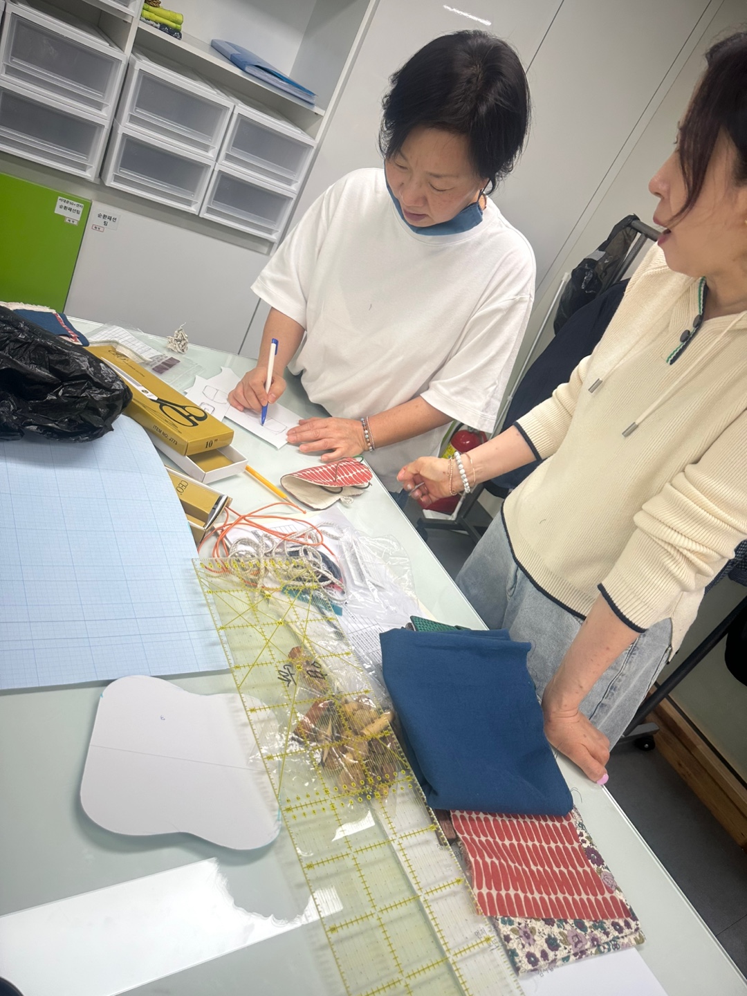 KakaoTalk_20250422_005437278_05.jpg