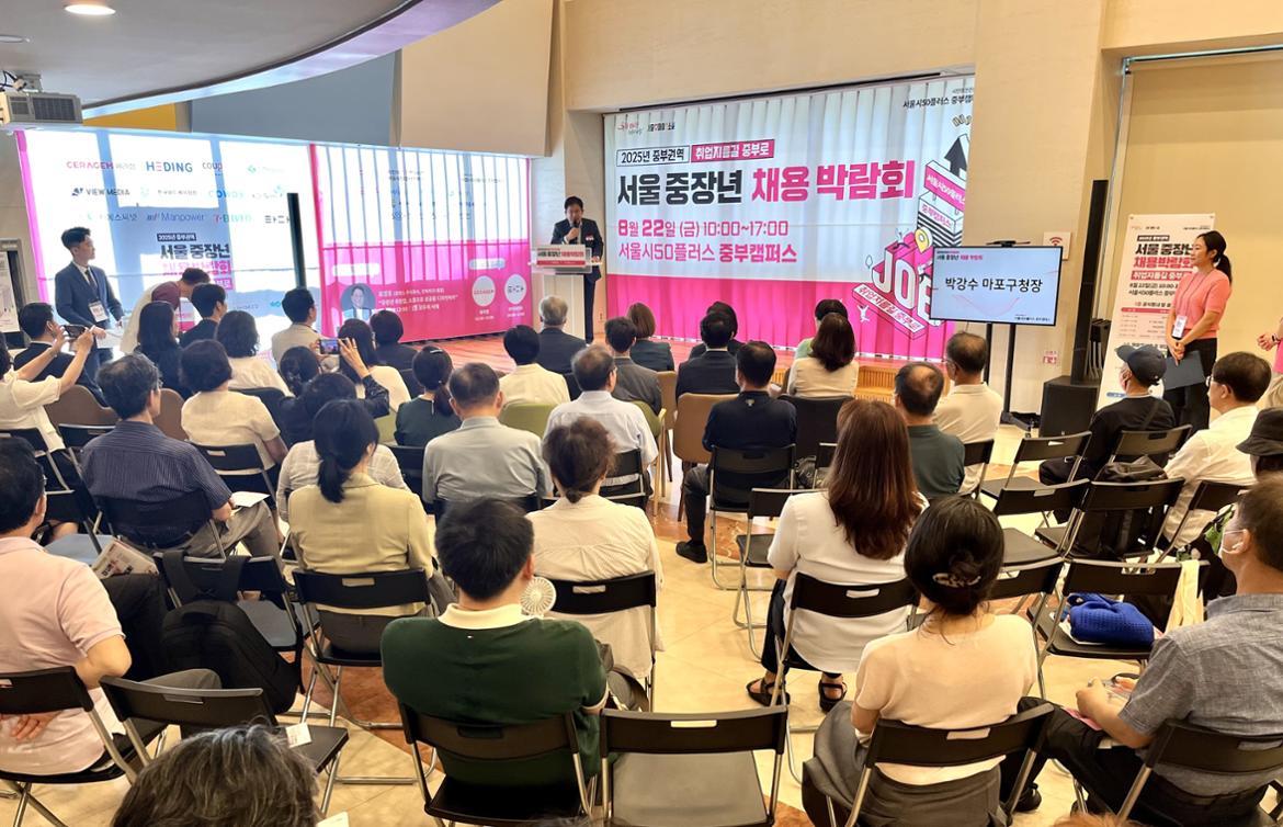 1층+개막식1.jpg