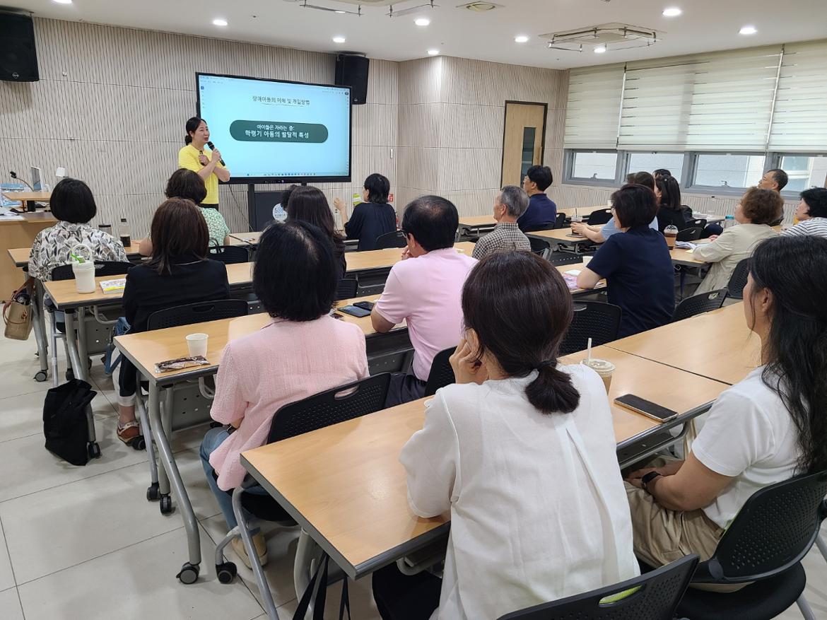 06월+KakaoTalk_20250618_091732273.jpg