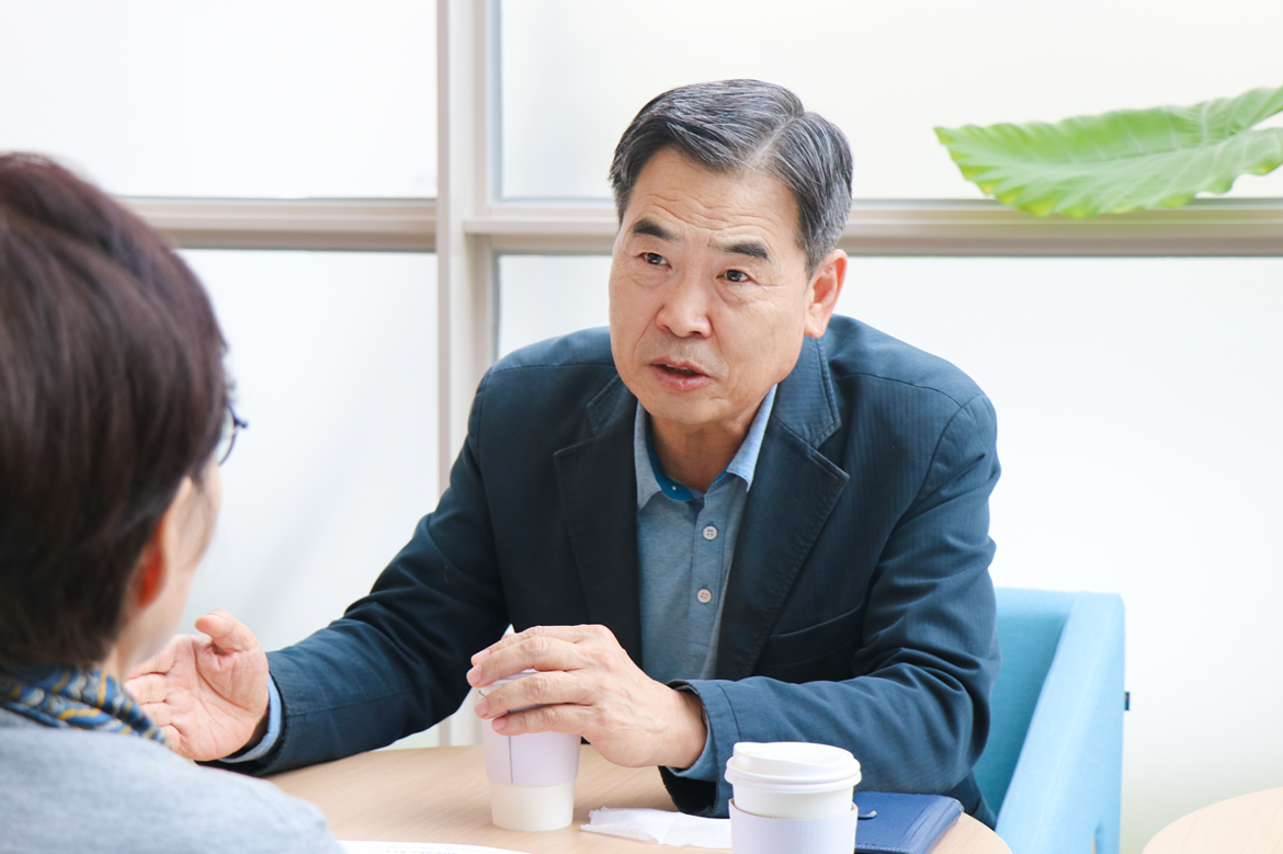 이종관선생님(2).png